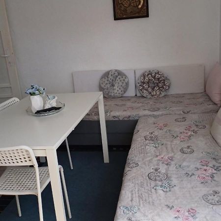 Apartament Levski Varna Esterno foto