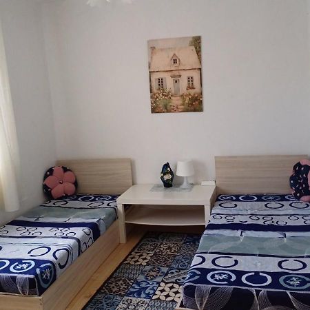 Apartament Levski Varna Esterno foto
